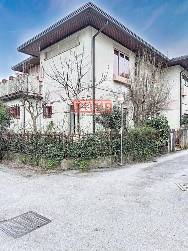 casa indipendente in vendita a Treviso in zona Ghirada / San Zeno