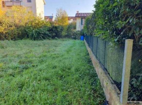 terreno edificabile in vendita a Treviso in zona San Pelaio