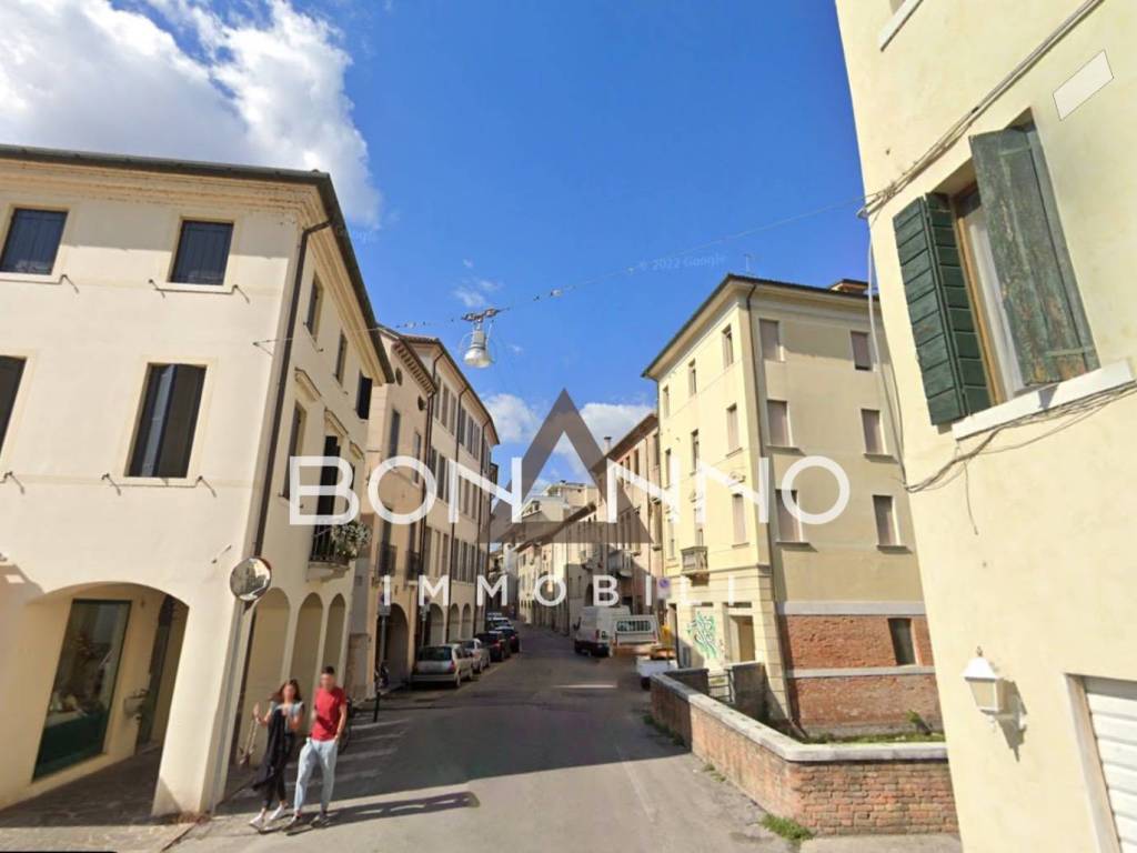 appartamento in vendita a Treviso in zona Centro Storico