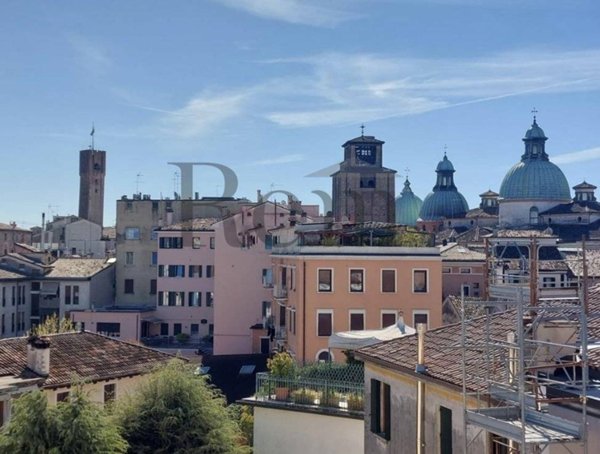 appartamento in vendita a Treviso in zona Centro Storico