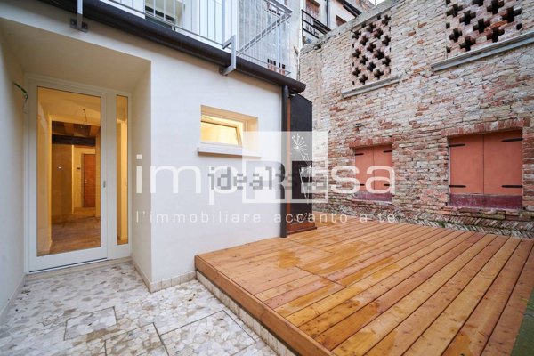 appartamento in vendita a Treviso in zona Centro Storico