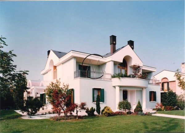 casa indipendente in vendita a Treviso in zona Ghirada / San Zeno