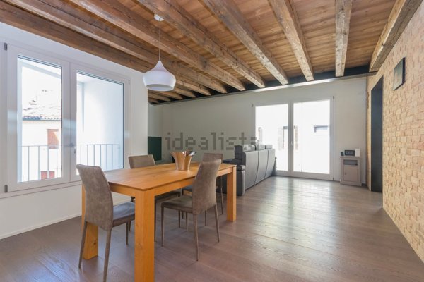 appartamento in vendita a Treviso in zona Centro Storico
