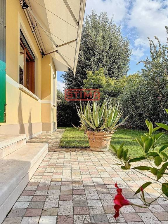 casa indipendente in vendita a Treviso in zona Ghirada / San Zeno