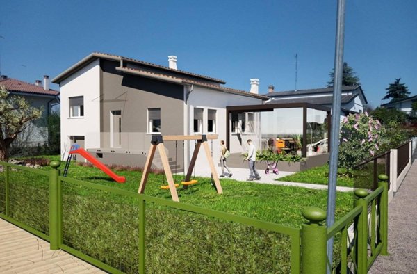 casa indipendente in vendita a Treviso in zona San Pelaio