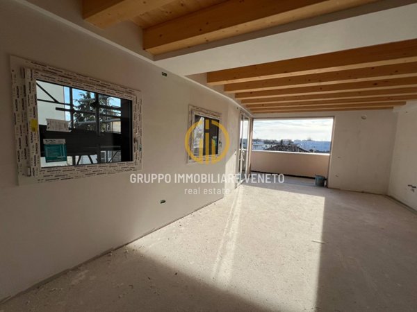 appartamento in vendita a Treviso in zona Santa Bona