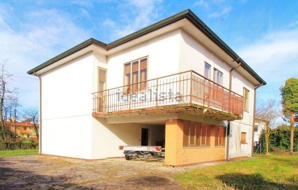 casa indipendente in vendita a Treviso in zona Santa Bona