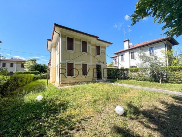 casa indipendente in vendita a Treviso in zona Centro Storico