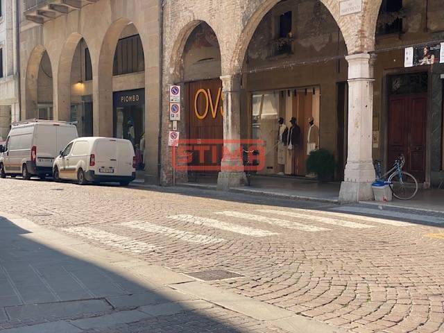 negozio in vendita a Treviso
