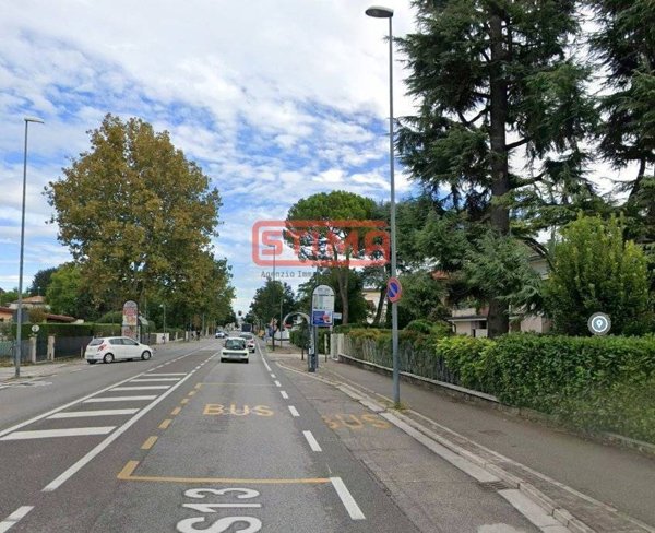 negozio in vendita a Treviso in zona Ghirada / San Zeno