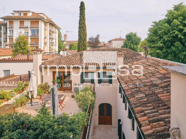 intera palazzina in vendita a Treviso in zona Centro Storico