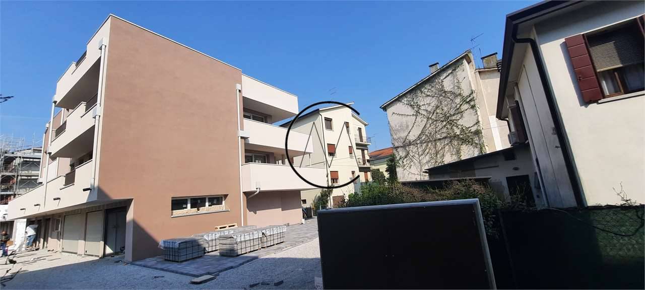 appartamento in vendita a Treviso in zona San Pelaio