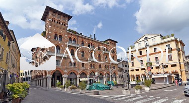 locale commerciale in vendita a Treviso in zona Centro Storico