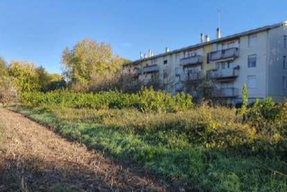 terreno edificabile in vendita a Treviso in zona San Pelaio