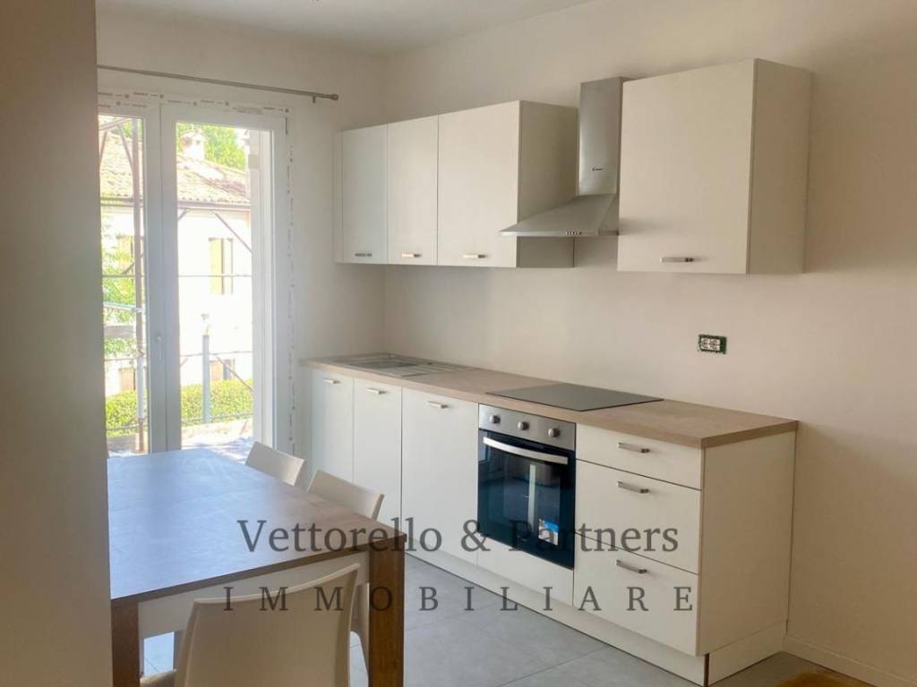 appartamento in vendita a Treviso in zona Ghirada / San Zeno