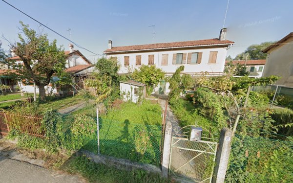 locale di sgombero in vendita a Treviso