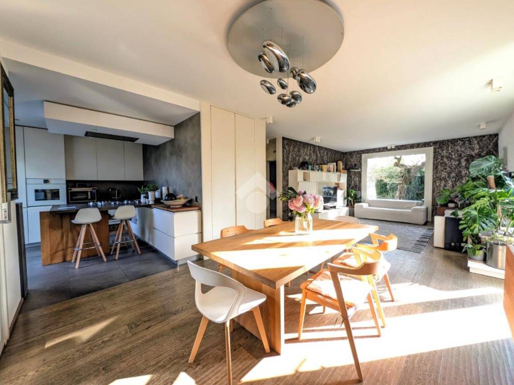 casa indipendente in vendita a Treviso in zona San Pelaio
