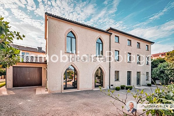 casa indipendente in vendita a Treviso in zona Santa Bona