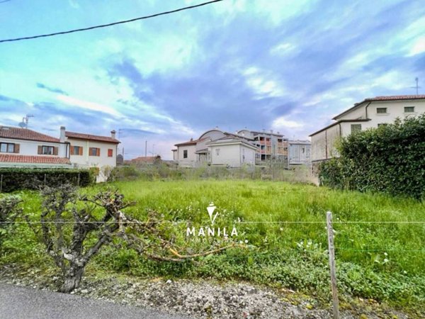 terreno agricolo in vendita a Treviso in zona Santa Bona