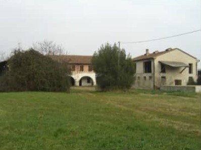locale di sgombero in vendita a Treviso