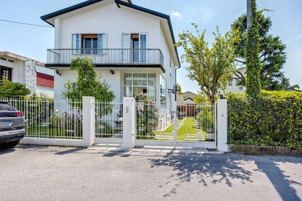 casa indipendente in vendita a Treviso in zona Ghirada / San Zeno