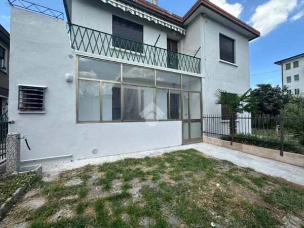 casa indipendente in vendita a Treviso in zona Ghirada / San Zeno
