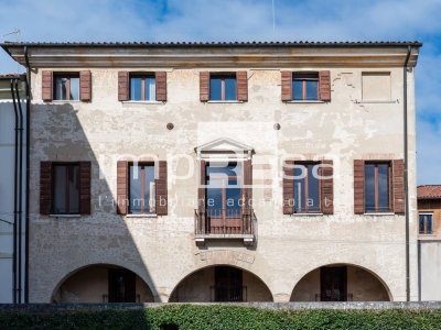 intera palazzina in vendita a Treviso in zona Centro Storico