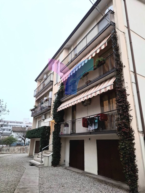 appartamento in vendita a Treviso in zona Ghirada / San Zeno