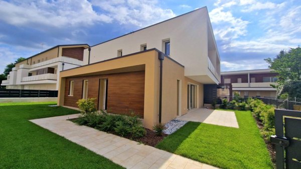 casa indipendente in vendita a Treviso in zona Centro Storico
