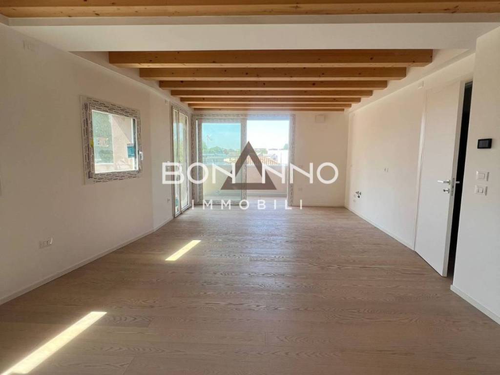 appartamento in vendita a Treviso in zona Centro Storico