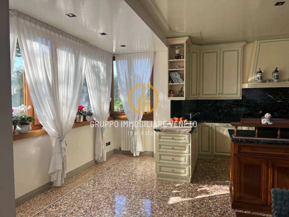 casa indipendente in vendita a Treviso in zona Centro Storico