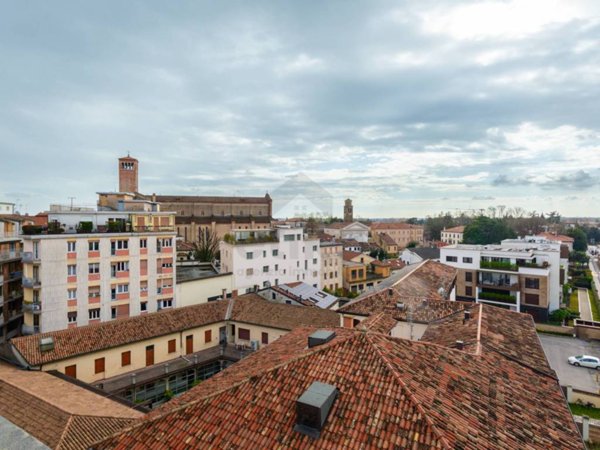 appartamento in vendita a Treviso in zona Centro Storico