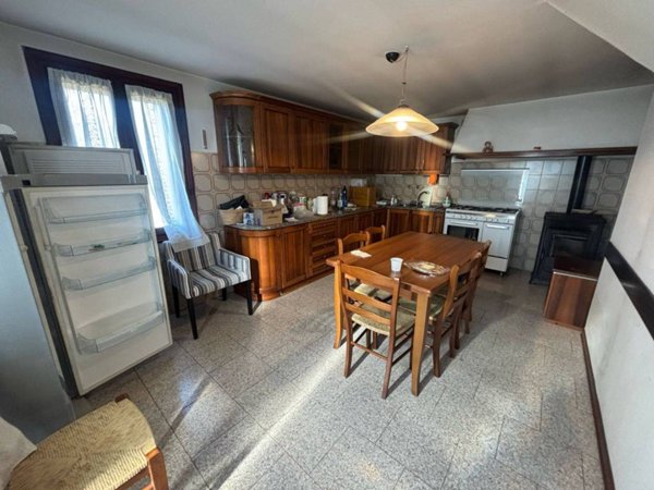 casa indipendente in vendita a Treviso in zona San Pelaio