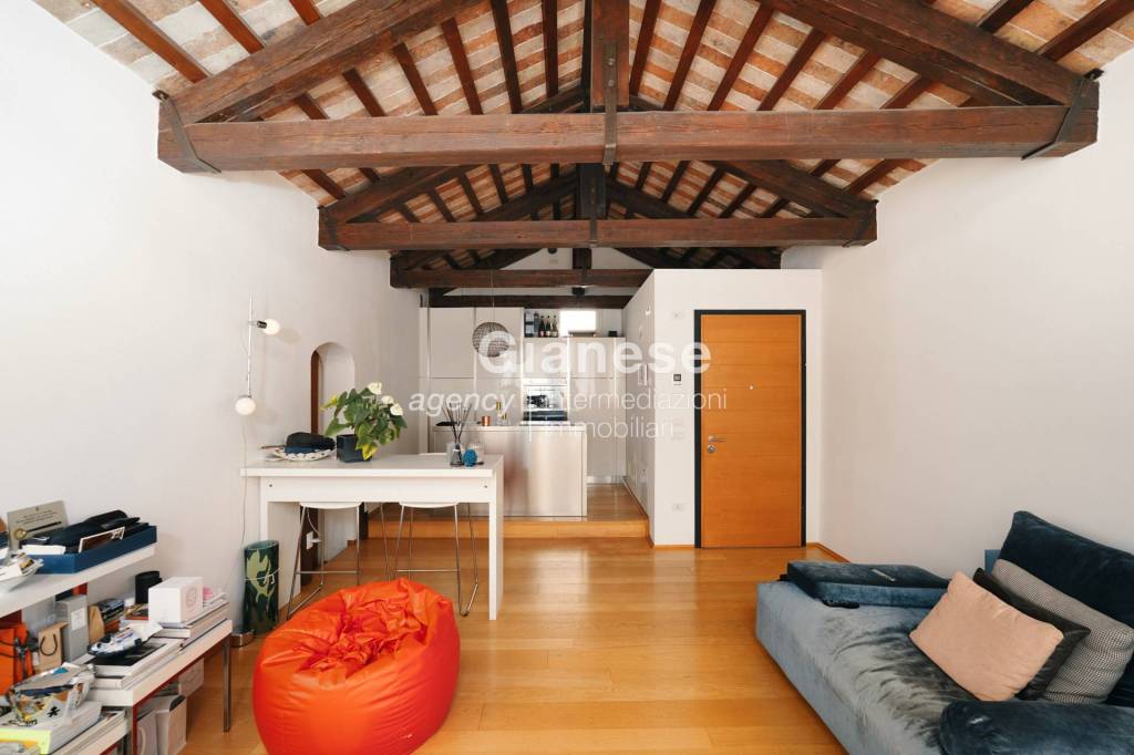 appartamento in vendita a Treviso in zona Centro Storico