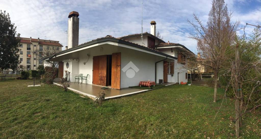 casa indipendente in vendita a Treviso in zona Sant'Antonino