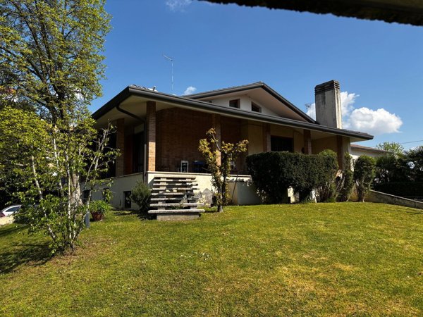 casa indipendente in vendita a Treviso in zona Santa Bona