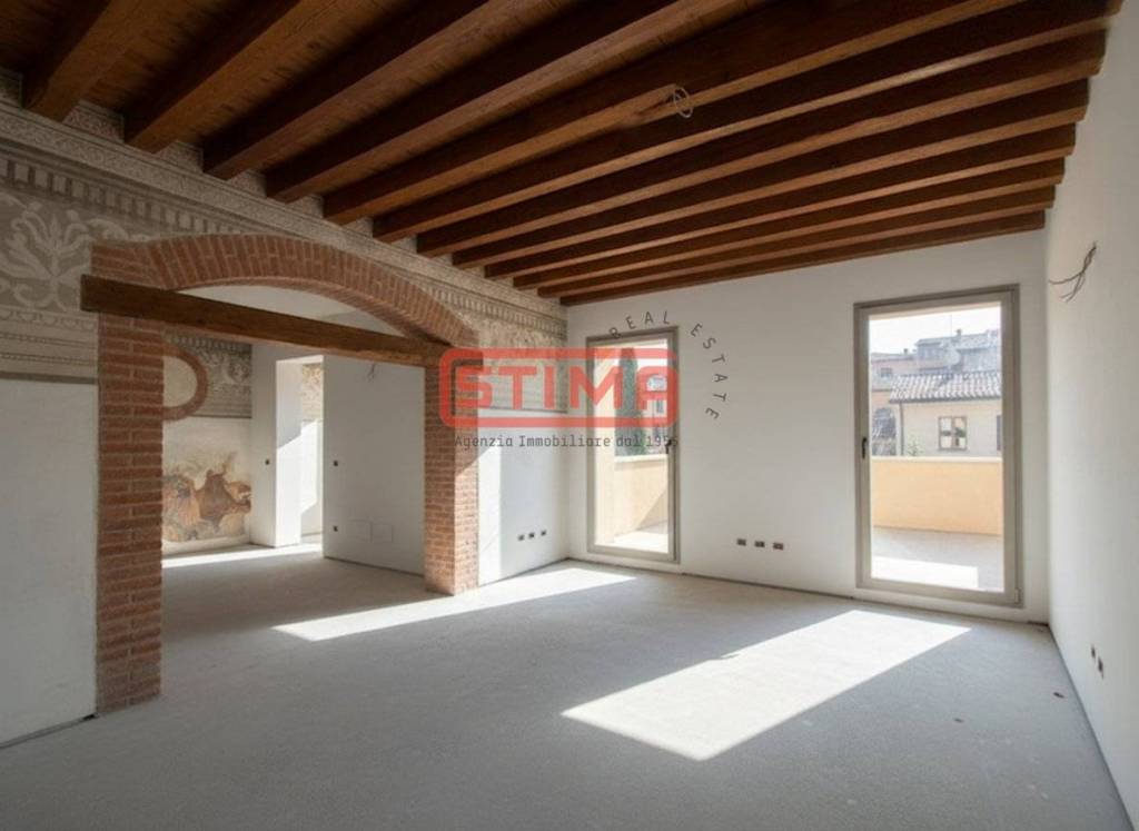 appartamento in vendita a Treviso in zona Centro Storico