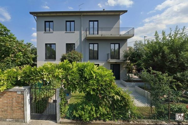 casa indipendente in vendita a Treviso
