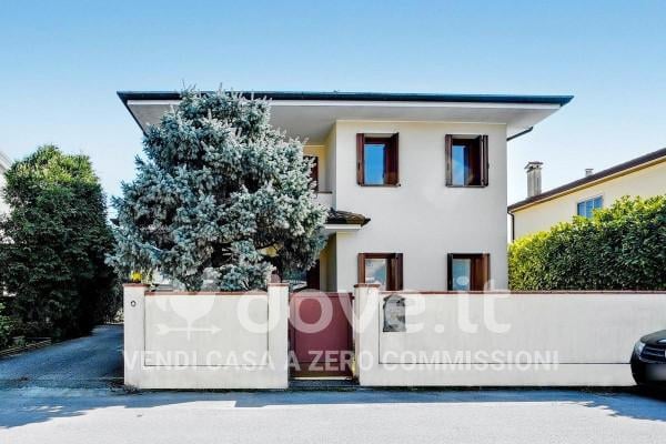 casa indipendente in vendita a Treviso in zona San Pelaio
