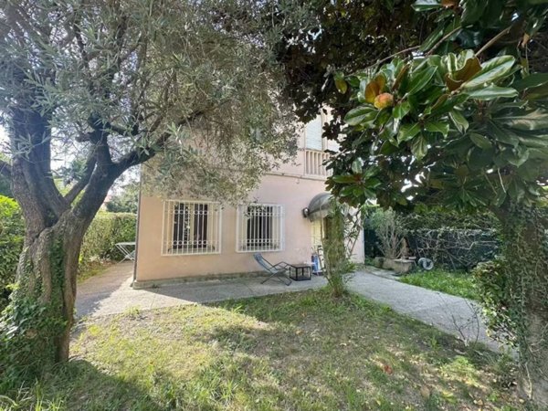 casa indipendente in vendita a Treviso in zona Ghirada / San Zeno