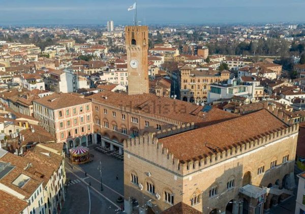 negozio in vendita a Treviso in zona Centro Storico