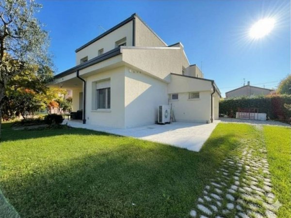 casa indipendente in vendita a Treviso in zona San Giuseppe