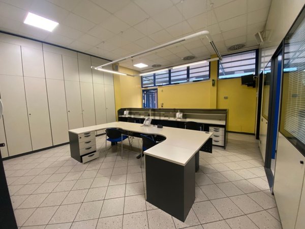 capannone in vendita a Treviso in zona San Pelaio