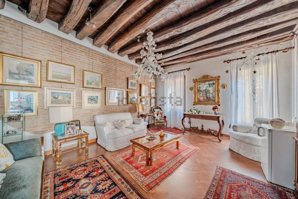 casa indipendente in vendita a Treviso in zona Centro Storico