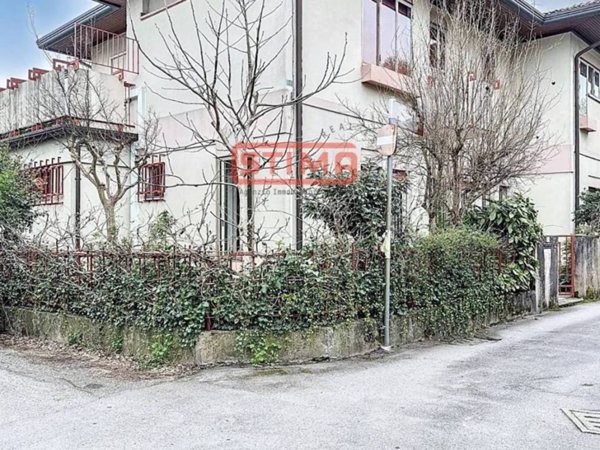 casa indipendente in vendita a Treviso in zona San Lazzaro