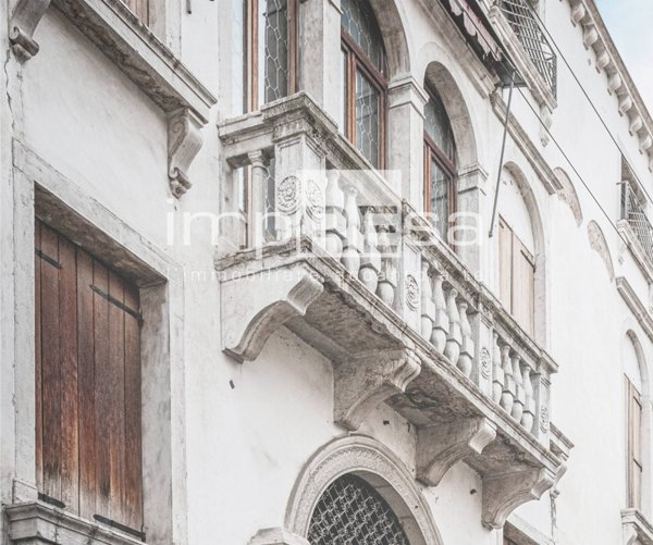 appartamento in vendita a Treviso in zona Centro Storico