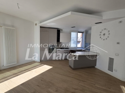 appartamento in vendita a Treviso in zona Centro Storico