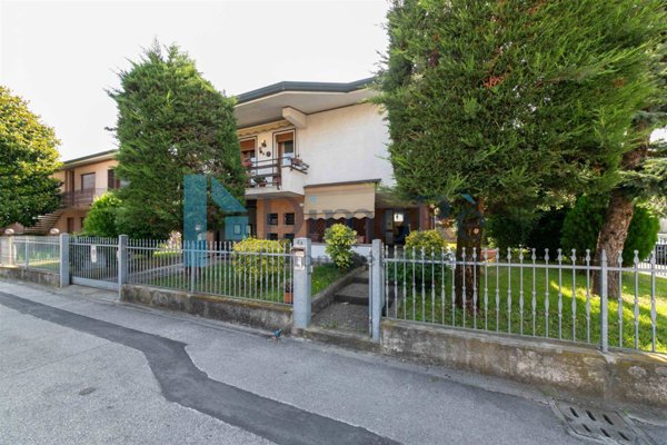 casa indipendente in vendita a Treviso in zona Centro Storico