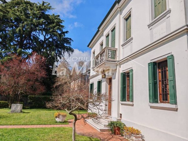 casa indipendente in vendita a Treviso