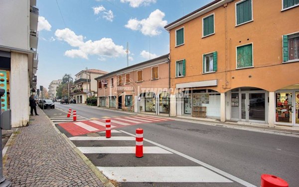 negozio in vendita a Treviso in zona Sant'Antonino